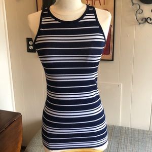 NWOT Athleta top/BUNDLE 3 or more & save 50%